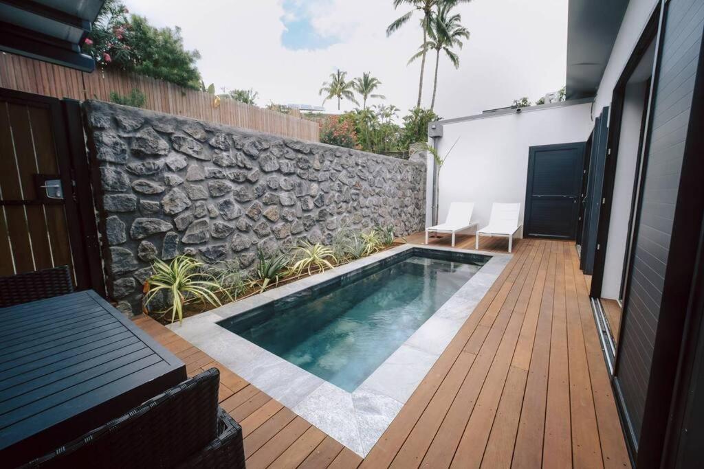 Summer Cosy - Villa Classee 4 Etoiles - 2 Suites Avec Piscine Chauffee Et Jacuzzi Integre Idealement Situee Chemin Summer Saint-Gilles Les Bains Extérieur photo